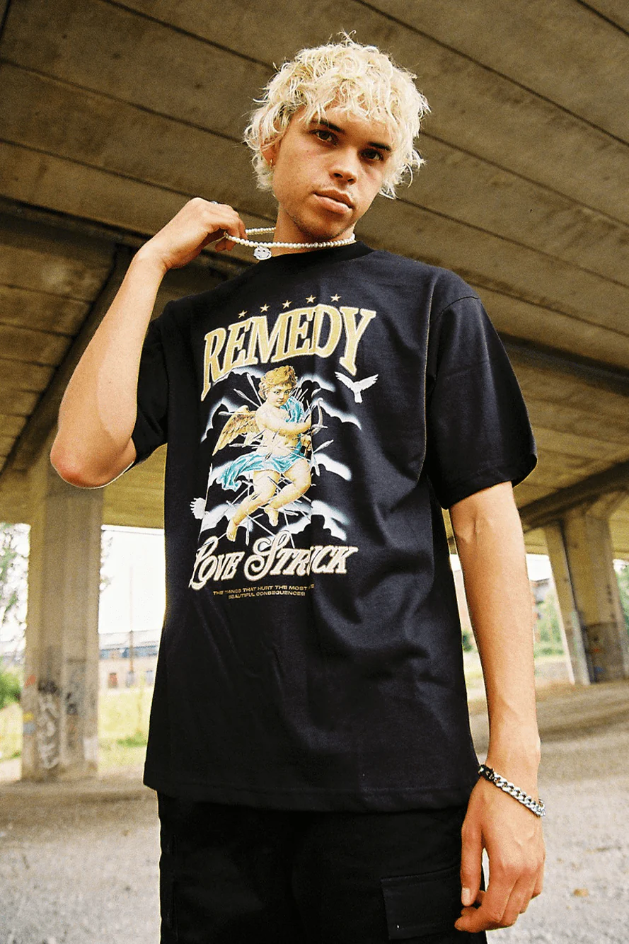 Black Love Struck Graphic Tee