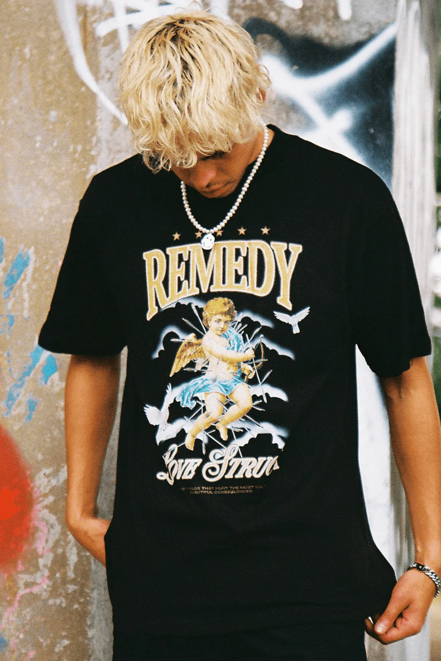 Black Love Struck Graphic Tee